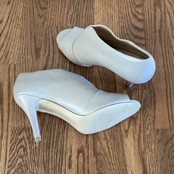 Nine West Heels - Picture 2 of 4